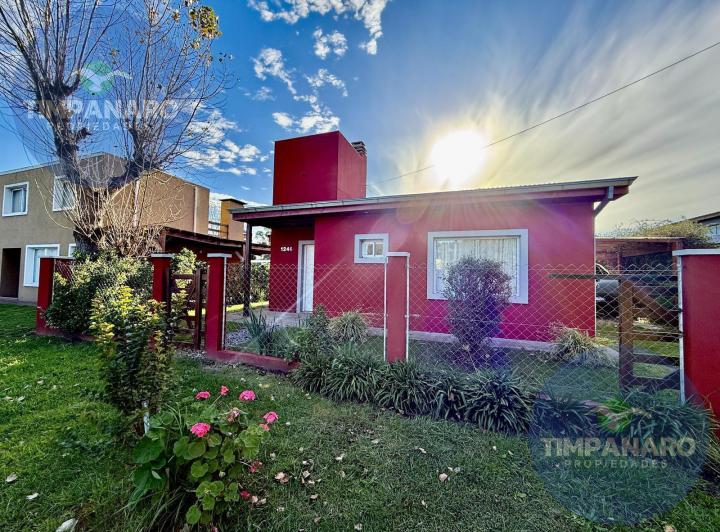 Casa · 98m² · 3 Ambientes · 1 Cochera