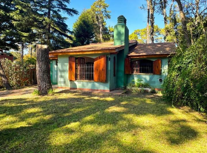 Casa · 87m² · 3 Ambientes · 1 Cochera