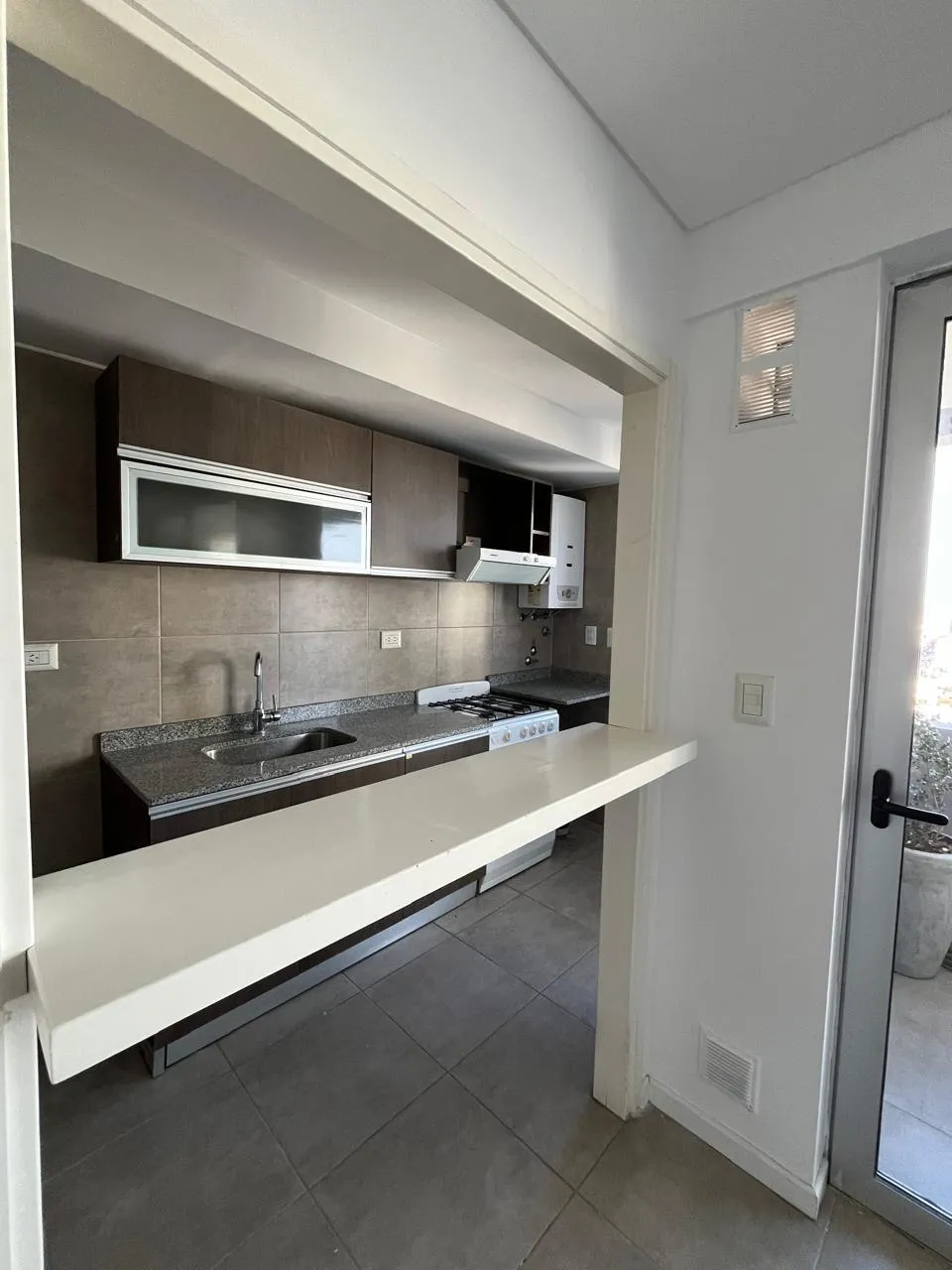 Vendo Dpto. 1 Dor con balcón Torre GNI