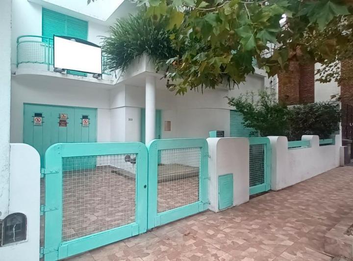 Casa · 200m² · 5 Ambientes · 2 Cocheras