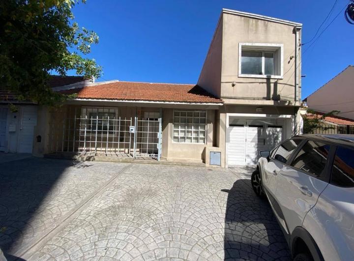 Casa · 341m² · 4 Ambientes