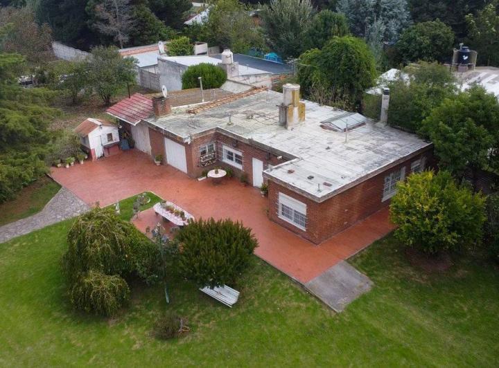 Casa · 166m² · 5 Ambientes · 2 Cocheras