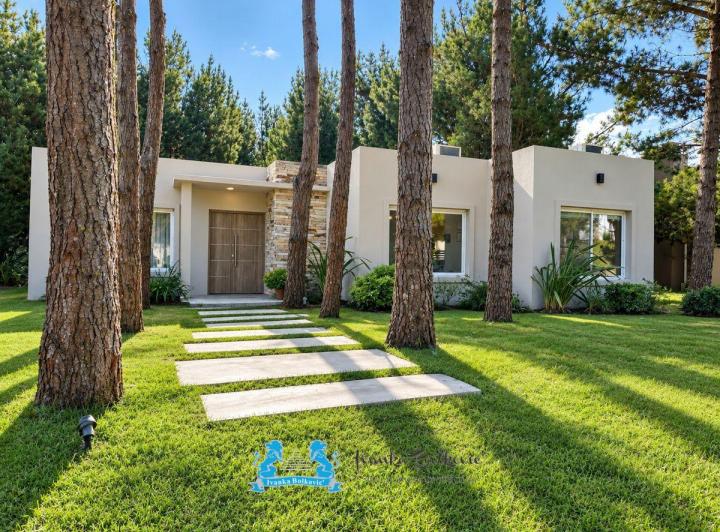 Casa · 170m² · 5 Ambientes