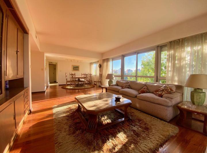Departamento · 130m² · 4 Ambientes · 1 Cochera