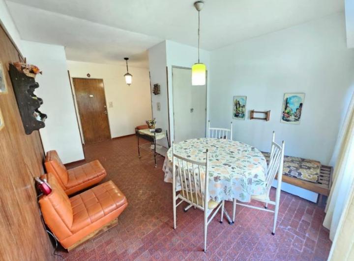 Departamento · 48m² · 2 Ambientes · 1 Cochera