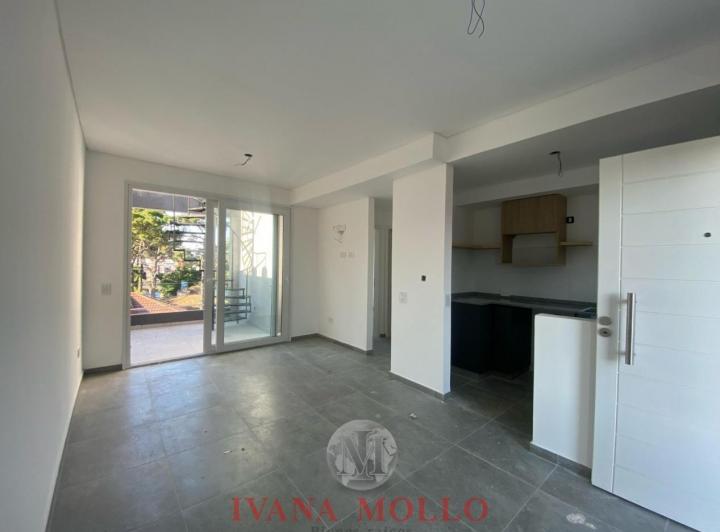 Departamento · 40m² · 2 Ambientes · 1 Cochera