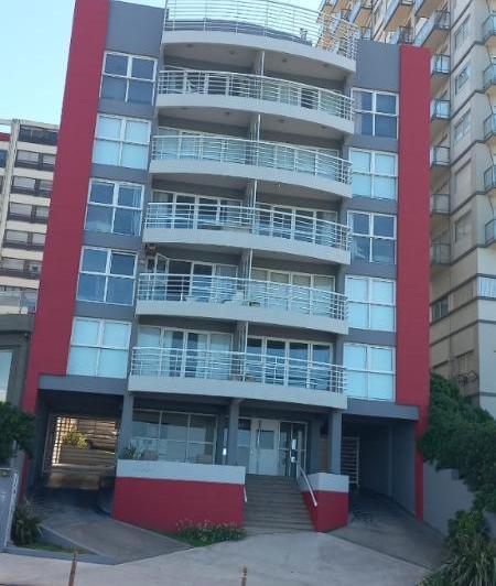 Departamento · 90m² · 4 Ambientes · 1 Cochera