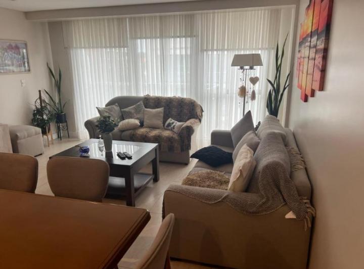 Departamento · 70m² · 2 Ambientes · 2 Cocheras