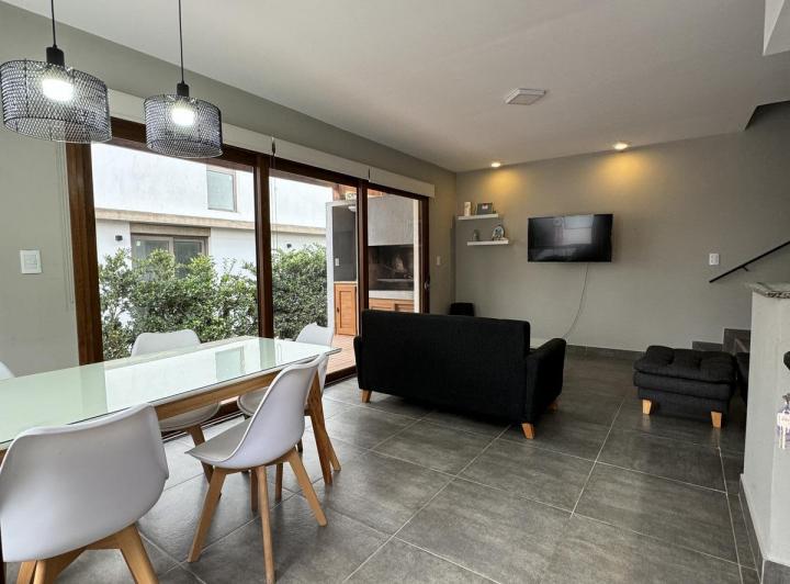 Departamento · 86m² · 4 Ambientes · 1 Cochera