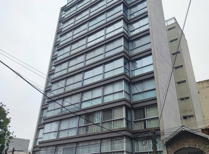 Departamento · 57m² · 2 Ambientes · 1 Cochera
