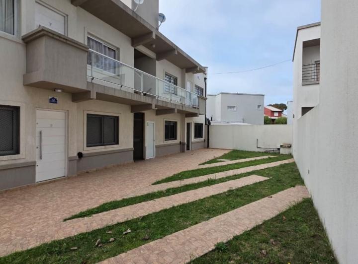 Departamento · 40m² · 2 Ambientes · 1 Cochera