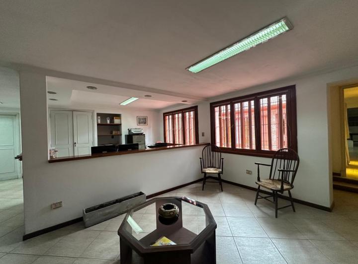 Departamento · 240m² · 5 Ambientes