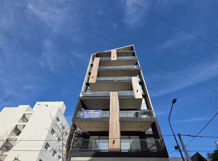 Departamento · 62m² · 2 Ambientes · 1 Cochera