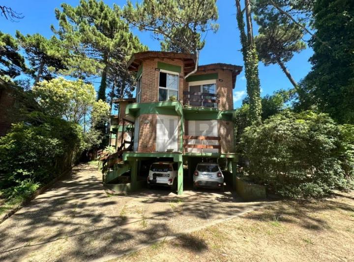 Departamento · 550m² · 3 Ambientes · 1 Cochera