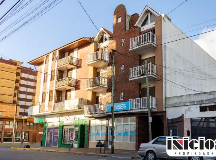 Departamento · 77m² · 3 Ambientes · 1 Cochera