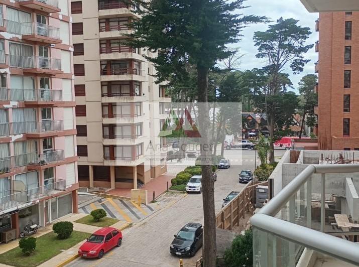 Departamento · 62m² · 3 Ambientes · 1 Cochera