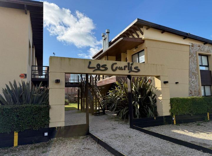 Departamento · 49m² · 2 Ambientes · 1 Cochera