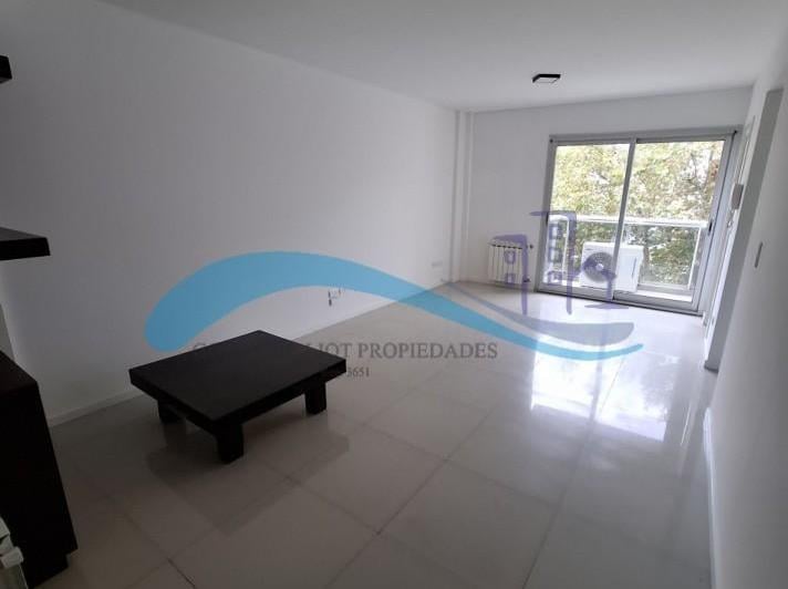 Departamento · 68m² · 3 Ambientes · 1 Cochera