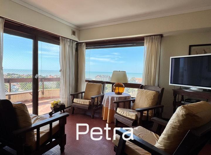 Departamento · 75m² · 4 Ambientes · 1 Cochera