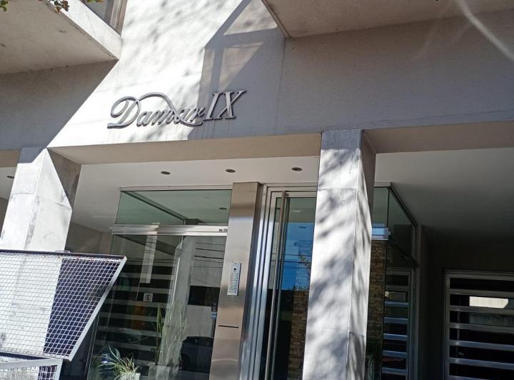 Departamento · 65m² · 2 Ambientes · 1 Cochera