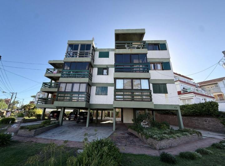 Departamento · 50m² · 2 Ambientes · 1 Cochera