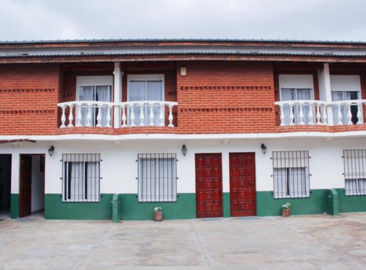 Departamento · 80m² · 4 Ambientes · 1 Cochera