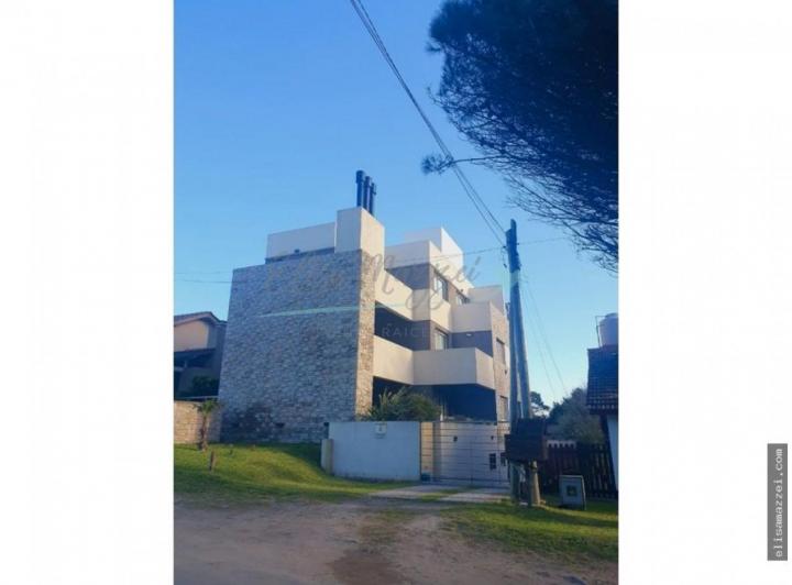 Departamento · 40m² · 2 Ambientes · 1 Cochera