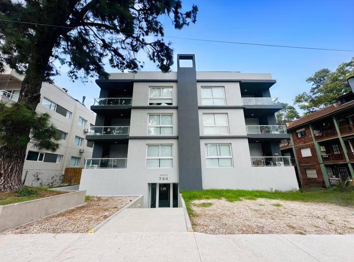 Departamento · 70m² · 3 Ambientes · 1 Cochera