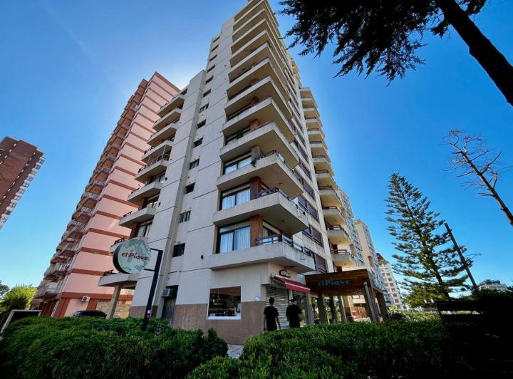 Departamento · 71m² · 3 Ambientes · 1 Cochera