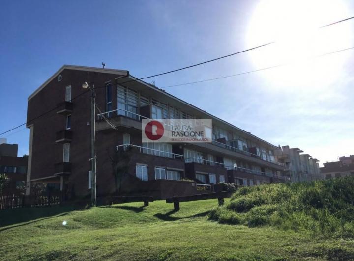 Departamento · 90m² · 4 Ambientes · 1 Cochera