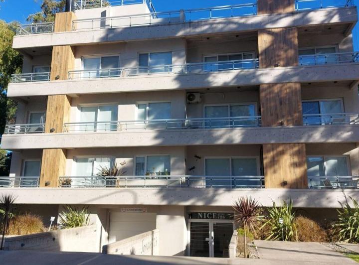Departamento · 52m² · 2 Ambientes · 1 Cochera