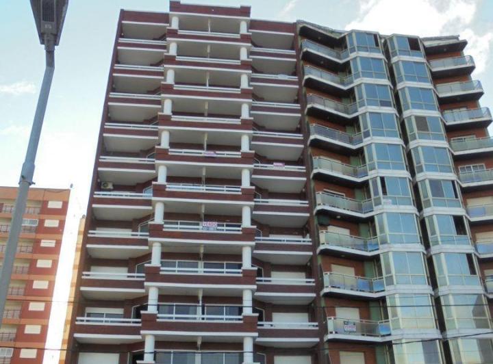 Departamento · 88m² · 4 Ambientes · 1 Cochera
