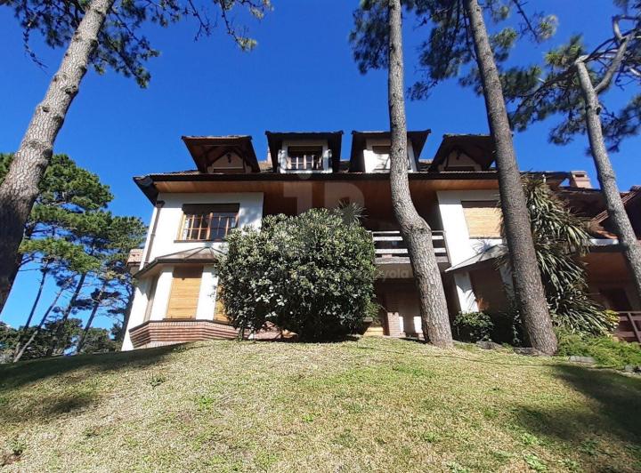 Departamento · 110m² · 4 Ambientes · 1 Cochera