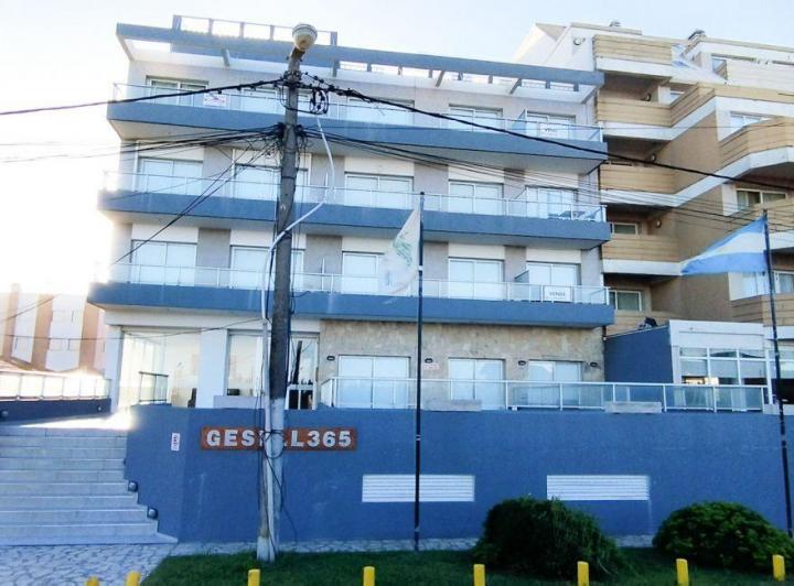 Departamento · 50m² · 2 Ambientes · 1 Cochera