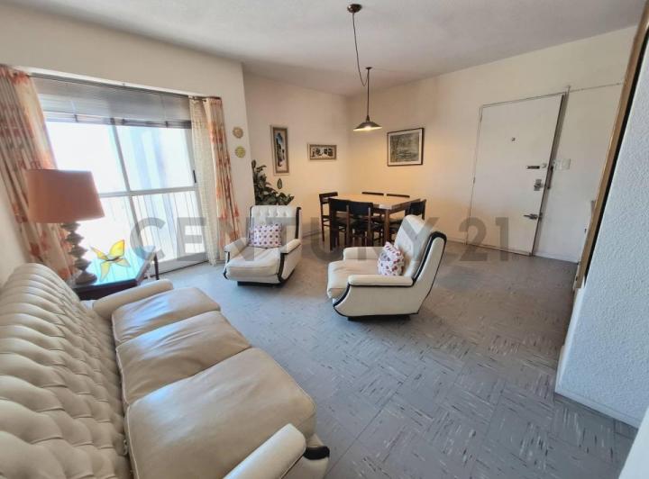 Departamento · 68m² · 4 Ambientes
