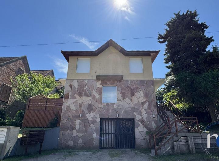 Departamento · 70m² · 4 Ambientes · 1 Cochera