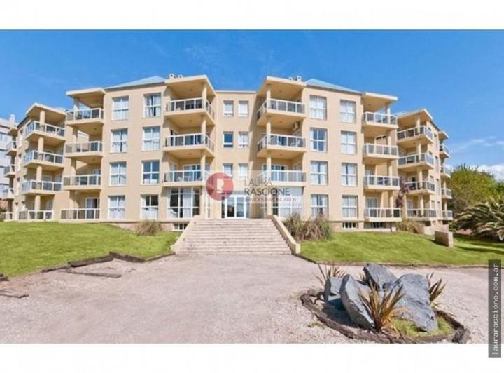 Departamento · 140m² · 4 Ambientes · 1 Cochera