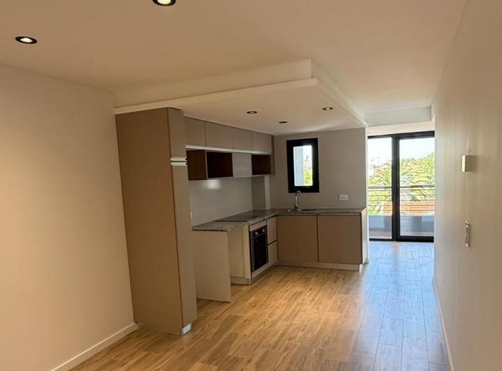 Departamento · 60m² · 2 Ambientes · 1 Cochera