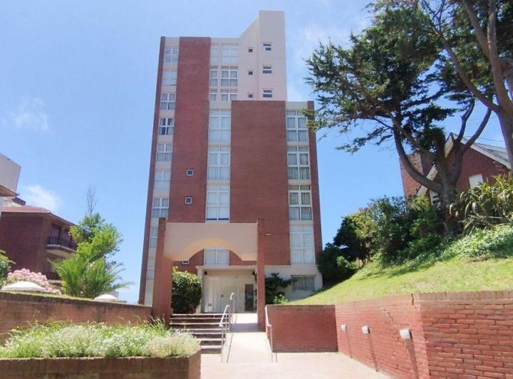 Departamento · 68m² · 3 Ambientes · 1 Cochera