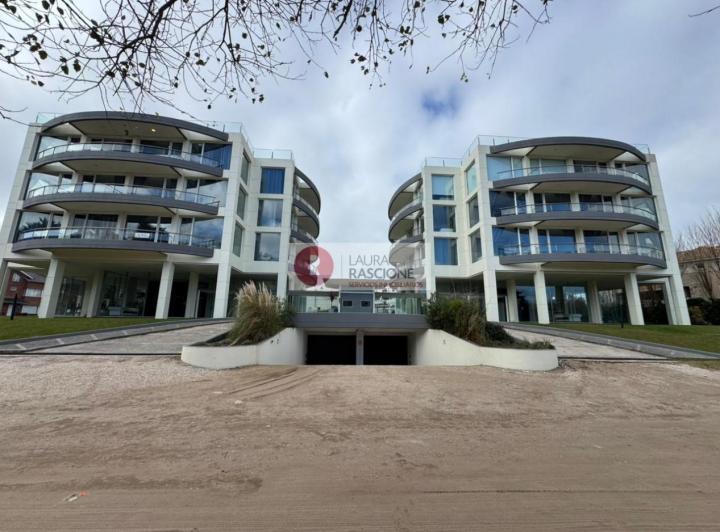 Departamento · 40m² · 2 Ambientes · 1 Cochera