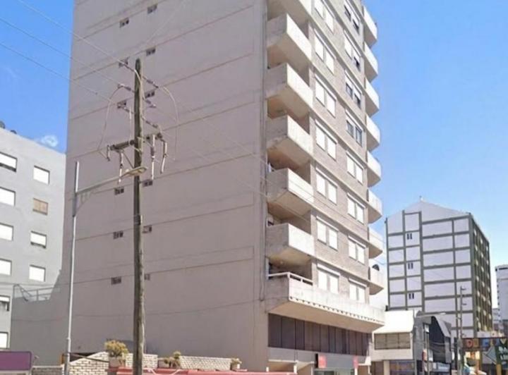 Departamento · 49m² · 3 Ambientes · 1 Cochera
