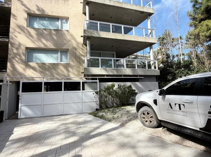 Departamento · 132m² · 4 Ambientes · 1 Cochera