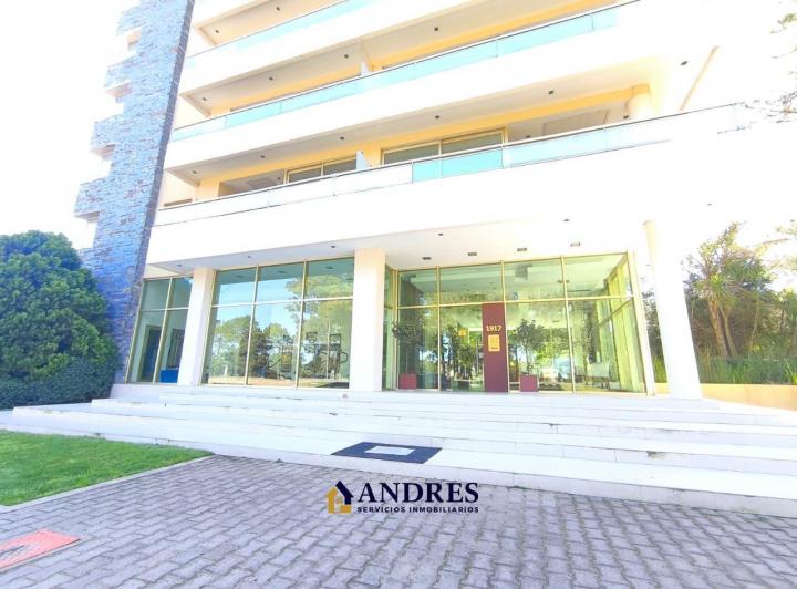 Departamento · 77m² · 3 Ambientes · 1 Cochera