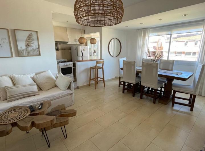 Departamento · 52m² · 3 Ambientes · 1 Cochera