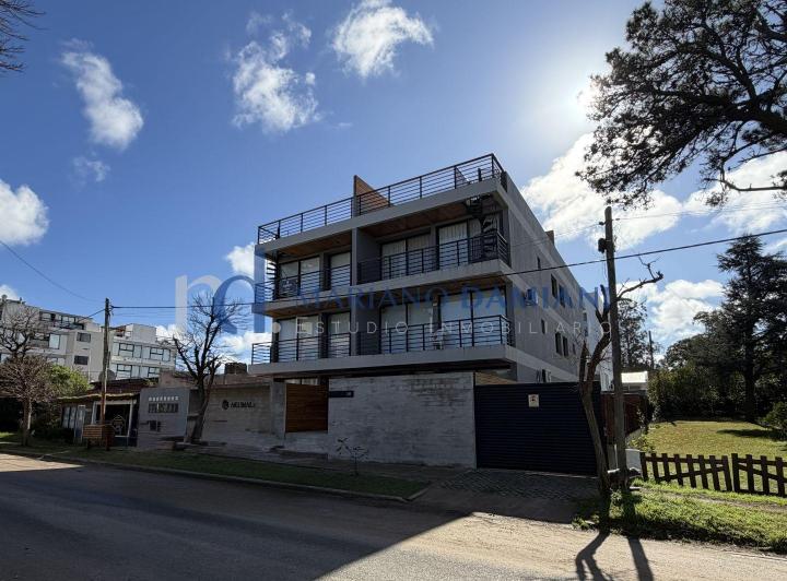 Departamento · 60m² · 3 Ambientes · 1 Cochera