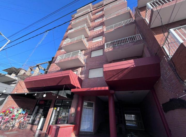 Departamento · 44m² · 3 Ambientes · 1 Cochera
