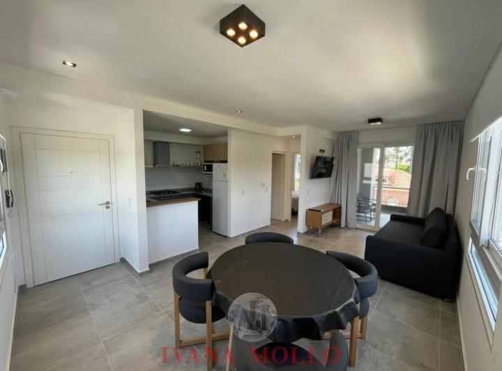 Departamento · 48m² · 2 Ambientes · 1 Cochera