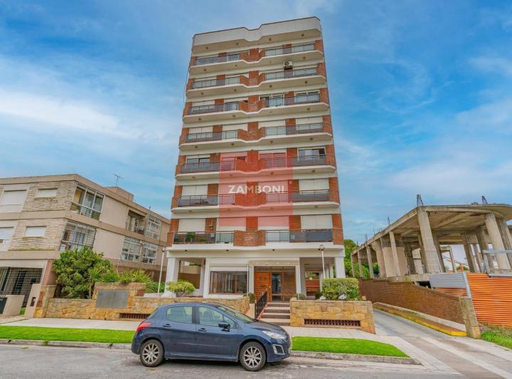 Departamento · 79m² · 3 Ambientes · 1 Cochera