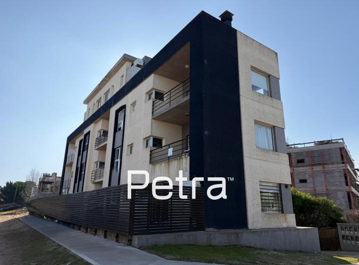 Departamento · 50m² · 3 Ambientes · 1 Cochera