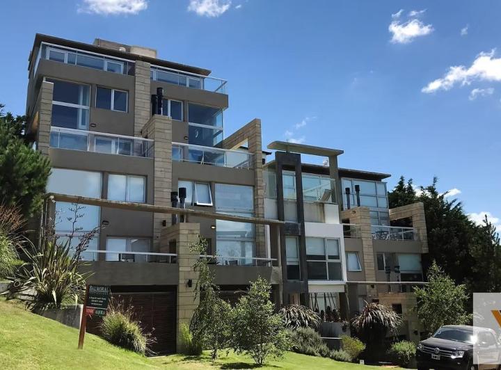 Departamento · 90m² · 4 Ambientes